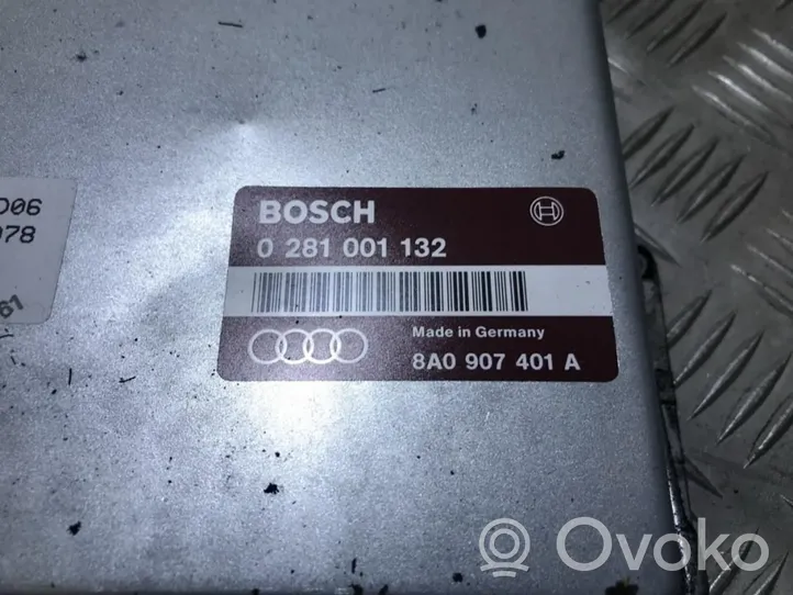 Audi 80 90 S2 B4 Calculateur moteur ECU 0281001132