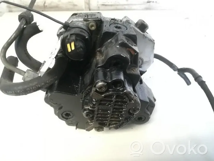 Volvo V70 Polttoaineen ruiskutuksen suurpainepumppu 0445010043