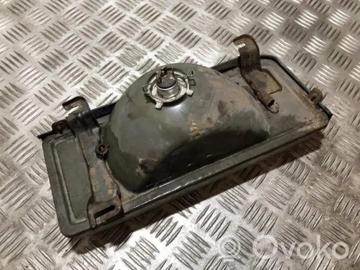 Mazda 626 Phare frontale stanley0013371