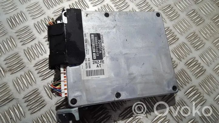 Toyota Yaris Verso Sterownik / Moduł ECU 8966152312