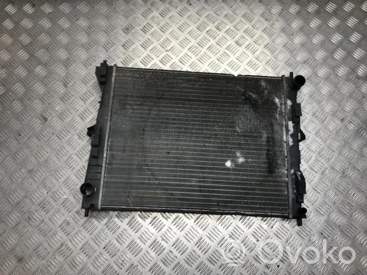 Renault Clio III Radiateur de refroidissement 