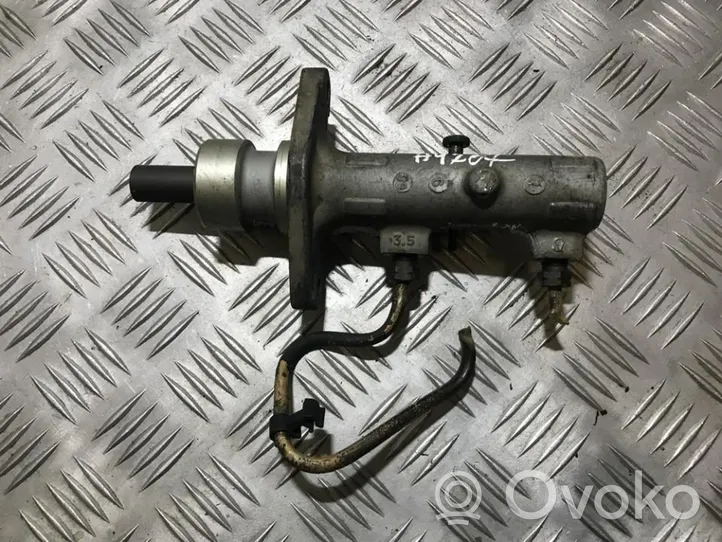 Volvo S70  V70  V70 XC Główny cylinder hamulca 9203845