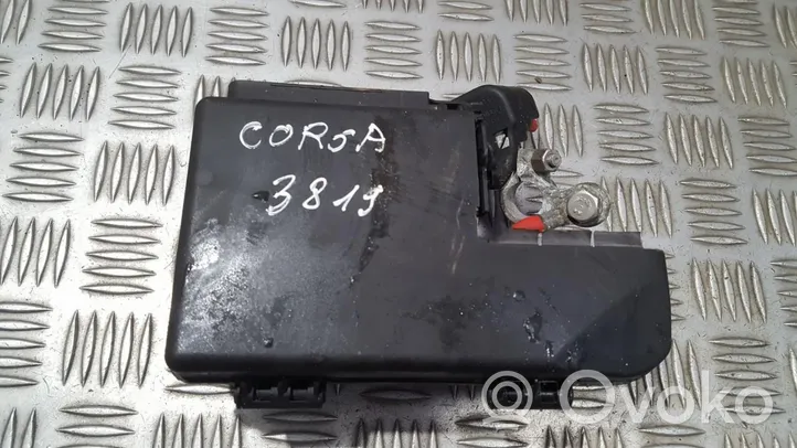 Opel Corsa D Pluskabel Batterie 13247966