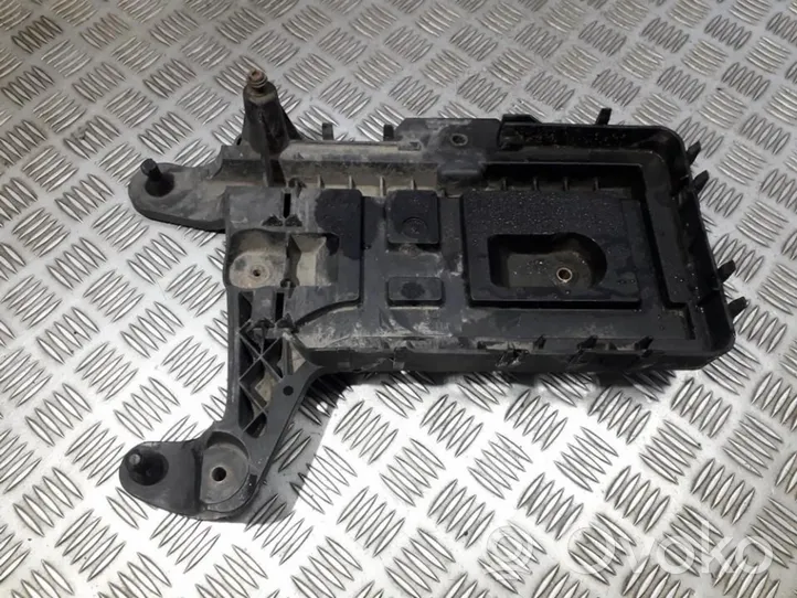 Volkswagen Golf Plus Dangtis akumuliatoriaus dėžės 1K0915333C