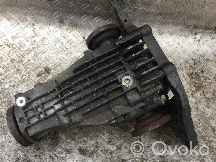 Audi A5 8T 8F Takatasauspyörästö 0AR525053A