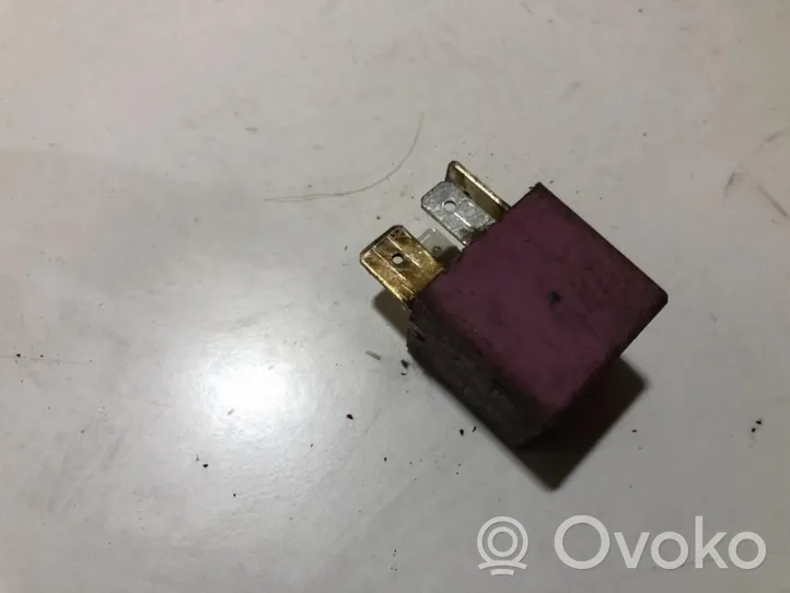 Opel Omega A Other relay 90357986