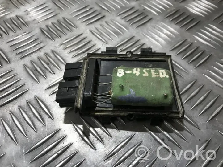 Audi 80 90 B3 Motorino ventola riscaldamento/resistenza ventola 3131090041