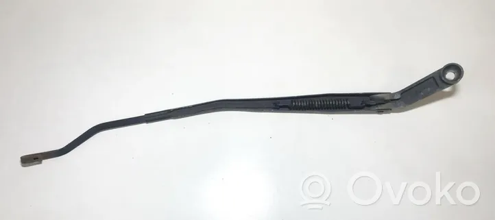 KIA Ceed Braccio della spazzola tergicristallo anteriore d226