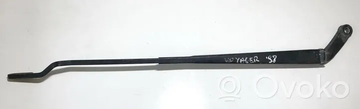 Chrysler Voyager Braccio della spazzola tergicristallo anteriore 48423108577