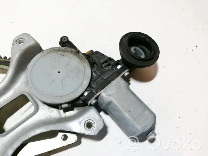 Lexus IS 220D-250-350 Moteur de lève-vitre de porte avant 8571058010