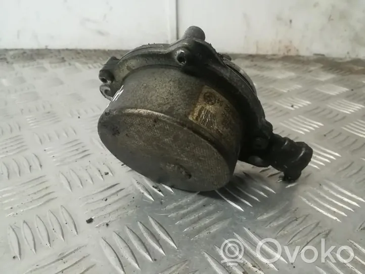 BMW 1 E81 E87 Alipainepumppu 11667791232