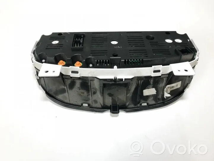 KIA Ceed Spidometrs (instrumentu panelī) 940241h751