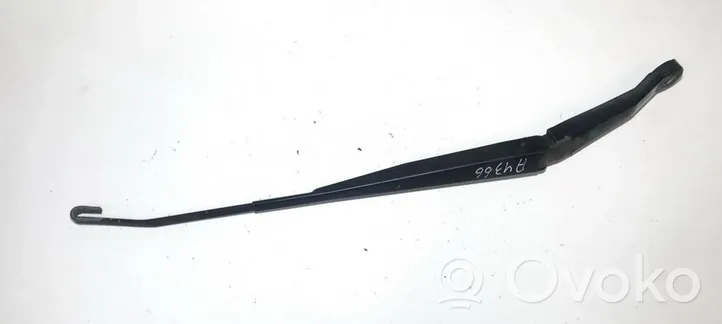 Honda CR-V Front wiper blade arm s9aedr