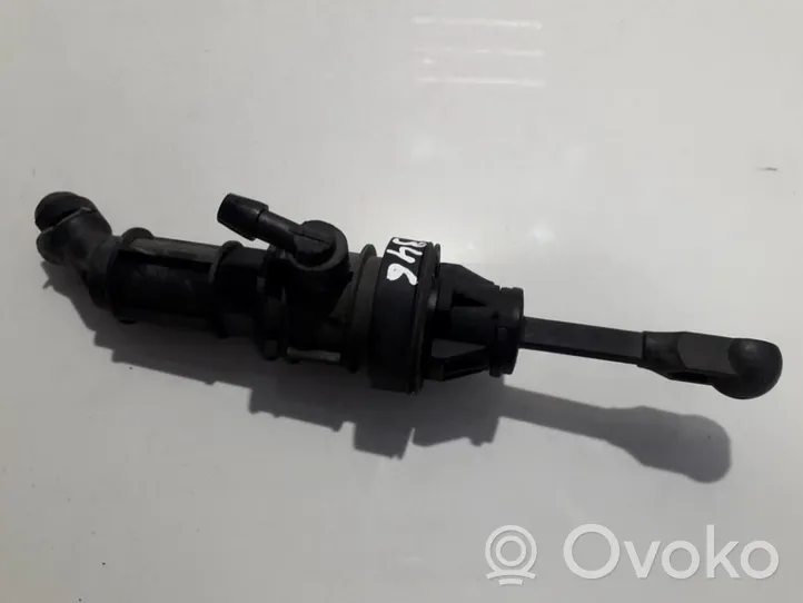 Mitsubishi Outlander Clutch master cylinder 