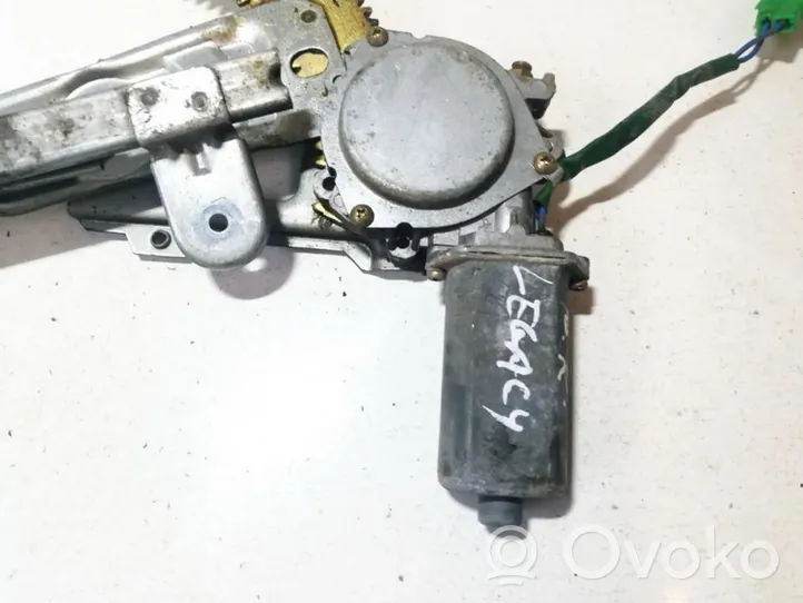 Subaru Legacy Moteur de lève-vitre de porte avant 