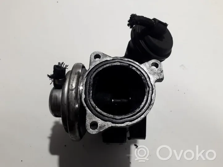 Volkswagen Golf V Zawór EGR 038129637