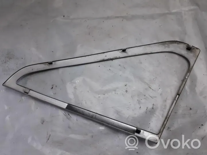 Volvo S70  V70  V70 XC Rivestimento modanatura del vetro della portiera posteriore 