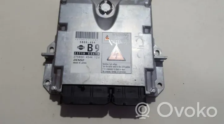 Nissan X-Trail T30 Sterownik / Moduł ECU 23710es67b