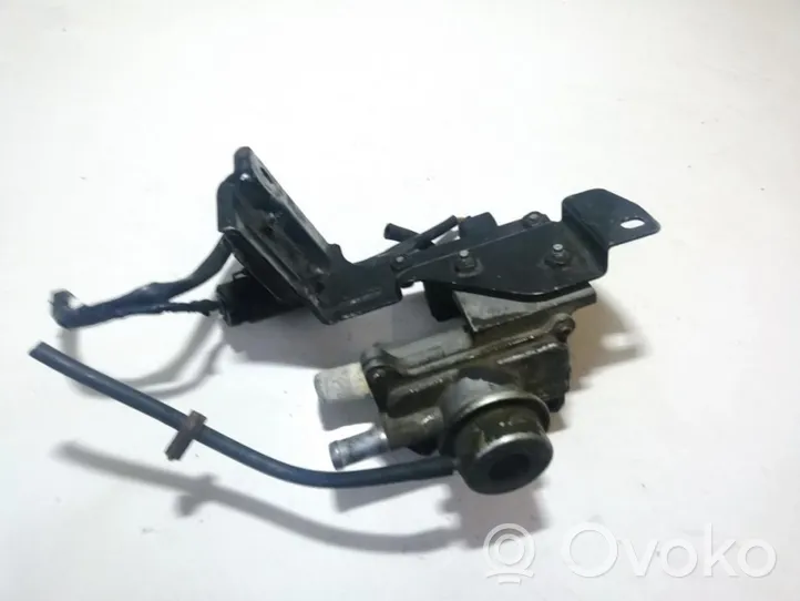 Nissan Sunny Valvola EGR 1481261j01