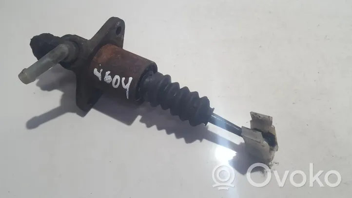 Volkswagen PASSAT B4 Główny cylinder sprzęgła 03330300381