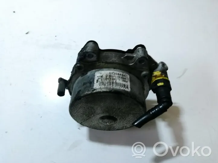 Opel Insignia A Vacuum pump 55205446