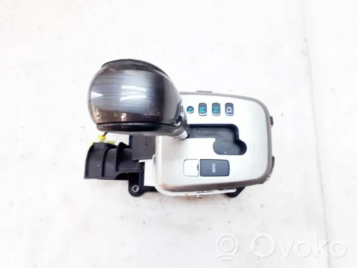 Chevrolet Captiva Gear selector/shifter (interior) s04688