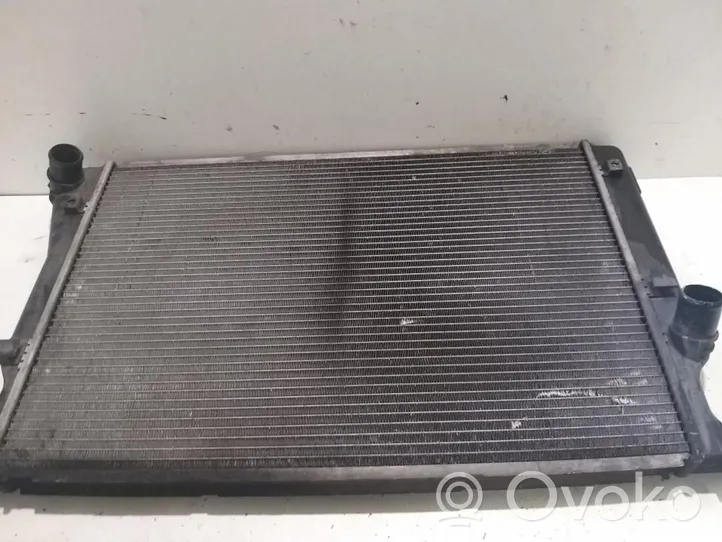 Toyota Corolla Verso AR10 Radiateur de refroidissement 