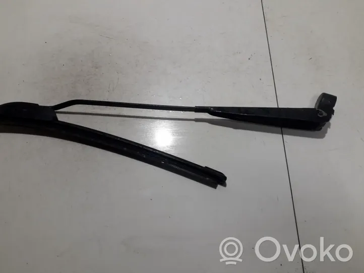 Nissan Navara D22 Front wiper blade arm 