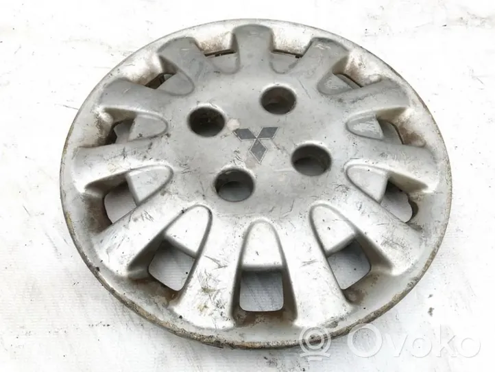 Mitsubishi Carisma R14 wheel hub/cap/trim mr130115