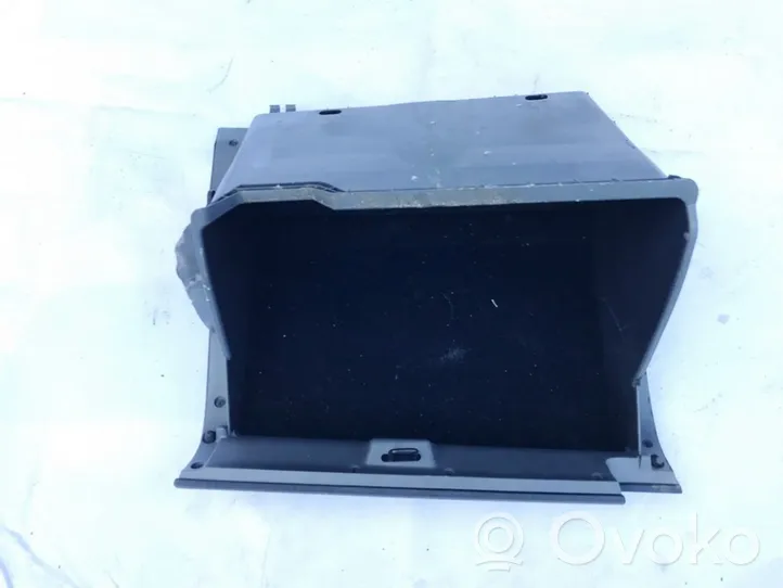 Toyota Prius (XW20) Glove box 