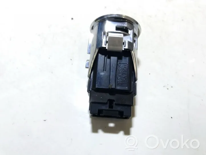 Toyota Prius (XW20) Interruptor de encendido/apagado del motor 15a710