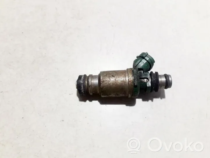 Toyota Camry Injecteur de carburant 2325074100