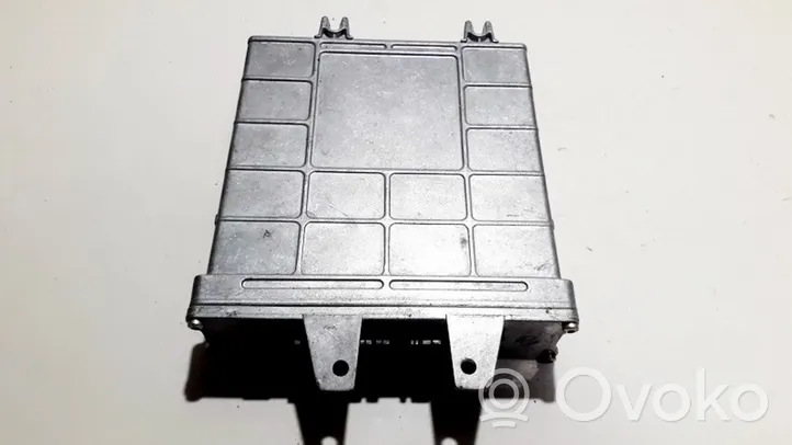 Audi A4 S4 B5 8D Calculateur moteur ECU 0261203938