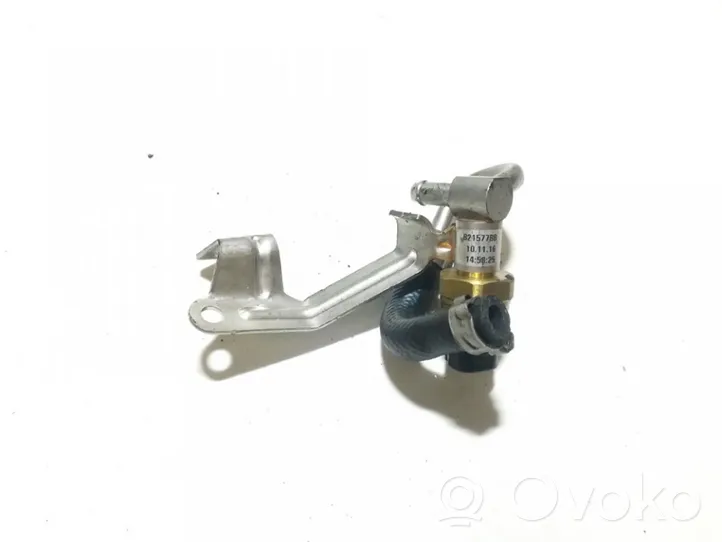 Mercedes-Benz C AMG W204 Capteur de pression de carburant a0045421618