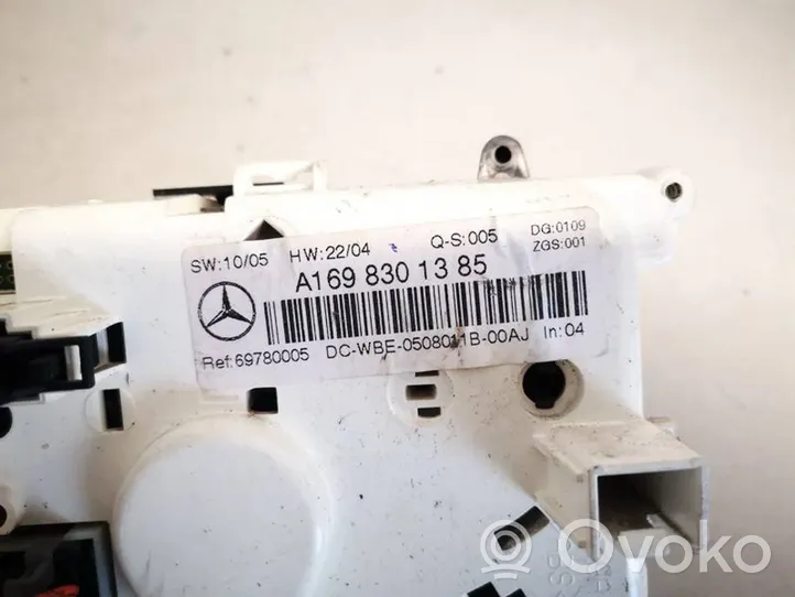 Mercedes-Benz A W169 Oro kondicionieriaus/ klimato/ pečiuko valdymo blokas (salone) a1698301385