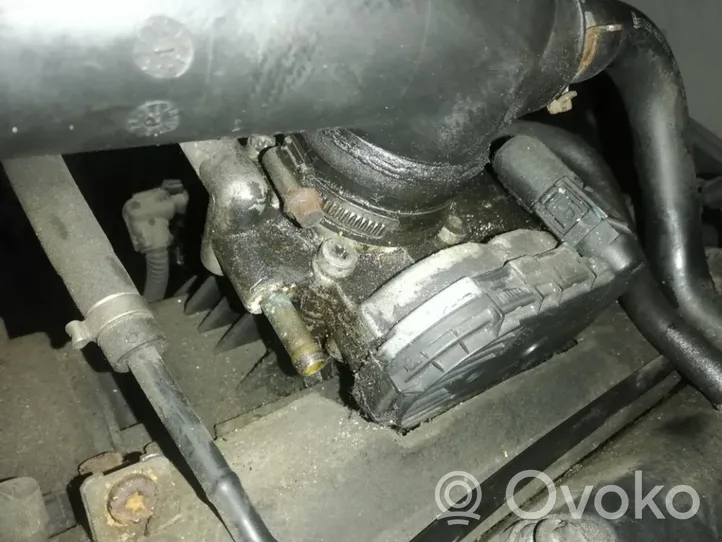 Opel Corsa D Droselinė sklendė 21420536