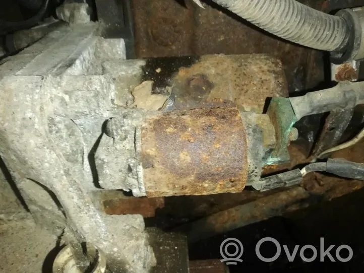 Renault Clio I Starter motor 