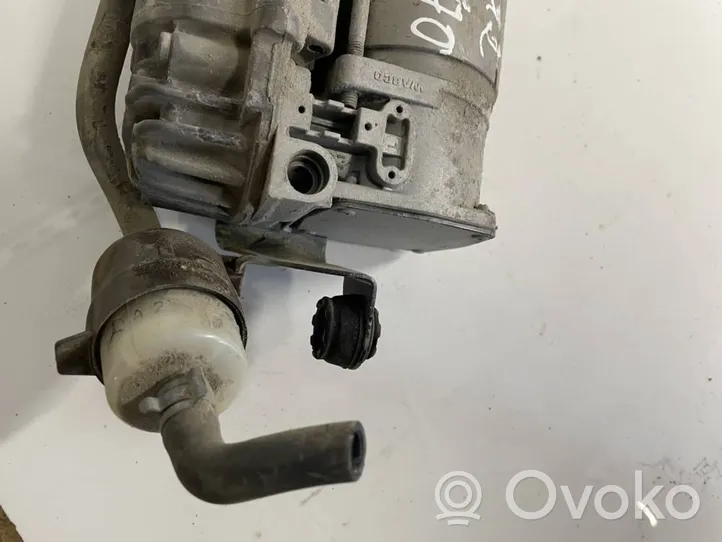 Mercedes-Benz E W212 Ilmajousituksen kompressoripumppu a2123200404