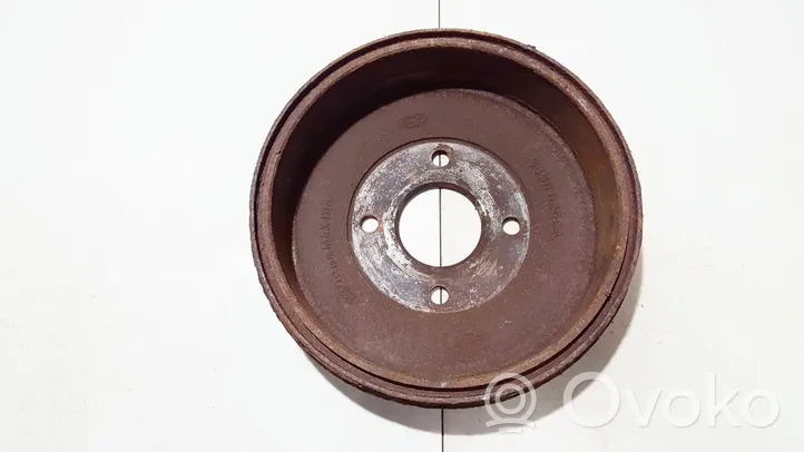 Ford Mondeo MK I Tambour de frein arrière 93bb1126ca