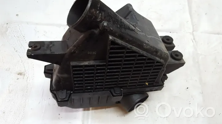 Honda CR-V Air filter box ACC12