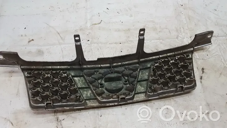 Nissan X-Trail T30 Grille de calandre avant 62310E0303