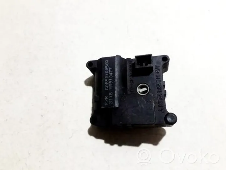 Mitsubishi Carisma Motor/activador trampilla de calefacción mr910477