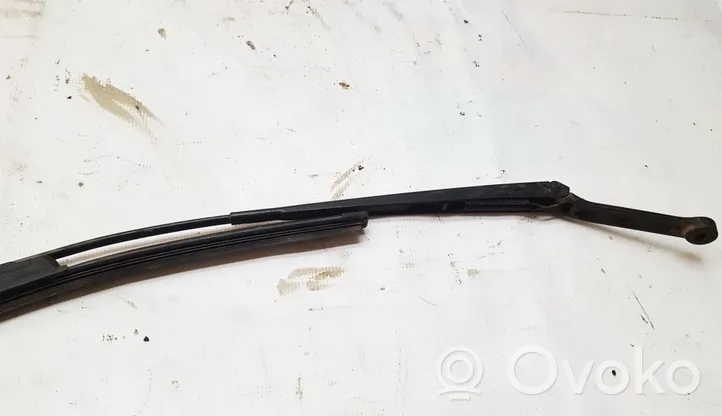 Hyundai Elantra Front wiper blade arm 4b1955407a