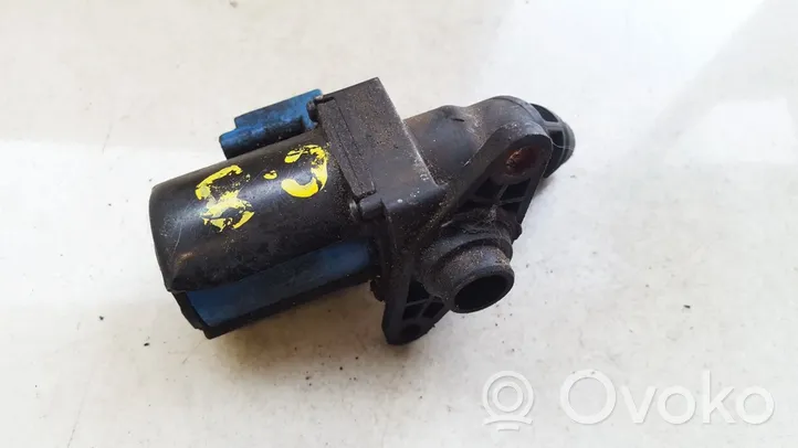 Peugeot 607 Pompe à eau de liquide de refroidissement 9640937480