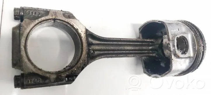 Volkswagen Polo Piston with connecting rod 