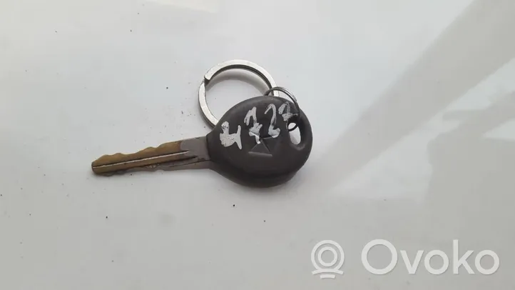 Volkswagen Golf IV Ignition key/card 