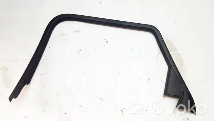 Audi A4 S4 B8 8K Rivestimento modanatura del vetro della portiera posteriore 8K9867672