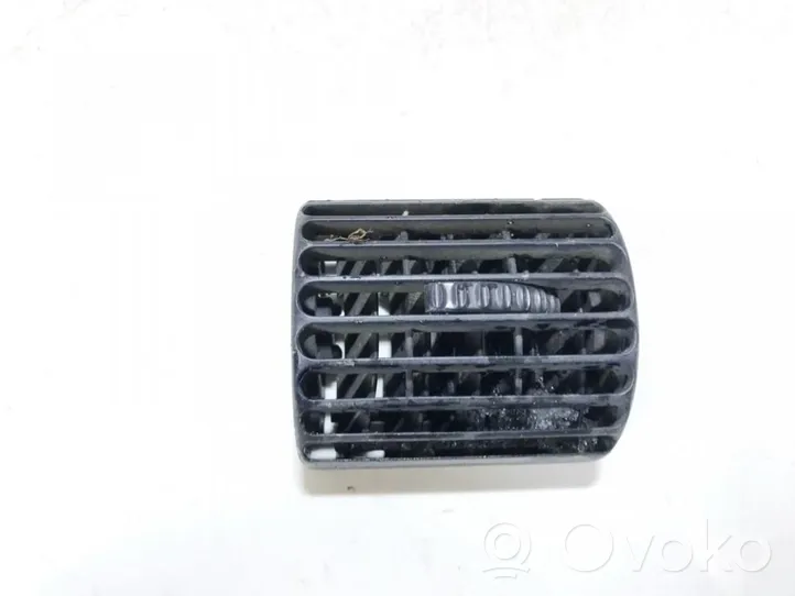 Opel Omega B1 Dash center air vent grill 