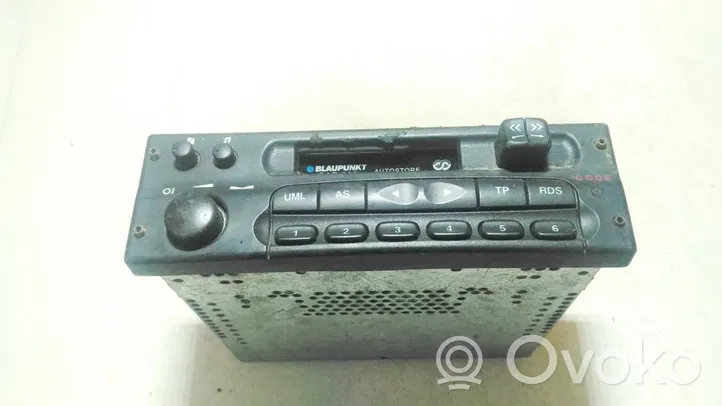 Opel Omega B1 Radio/CD/DVD/GPS-pääyksikkö 90533422