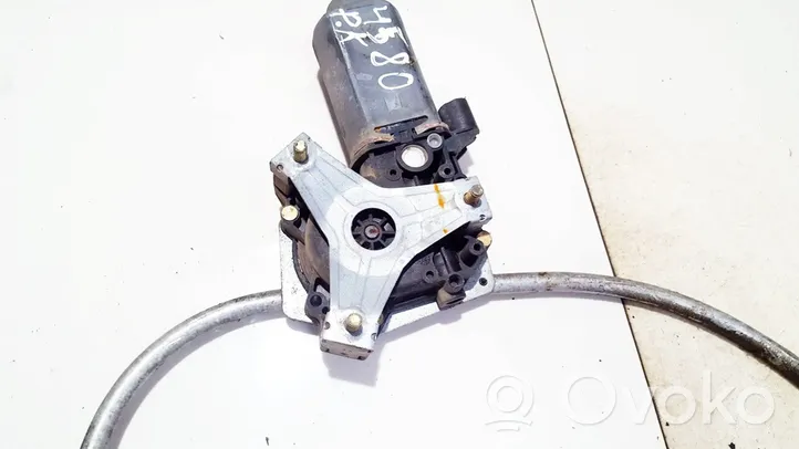 Renault Clio I Front door window regulator motor 400121